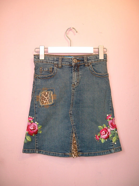 Denim skirt With Leopard and Flower embroidery