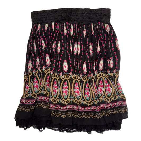 Axes black floral skirt