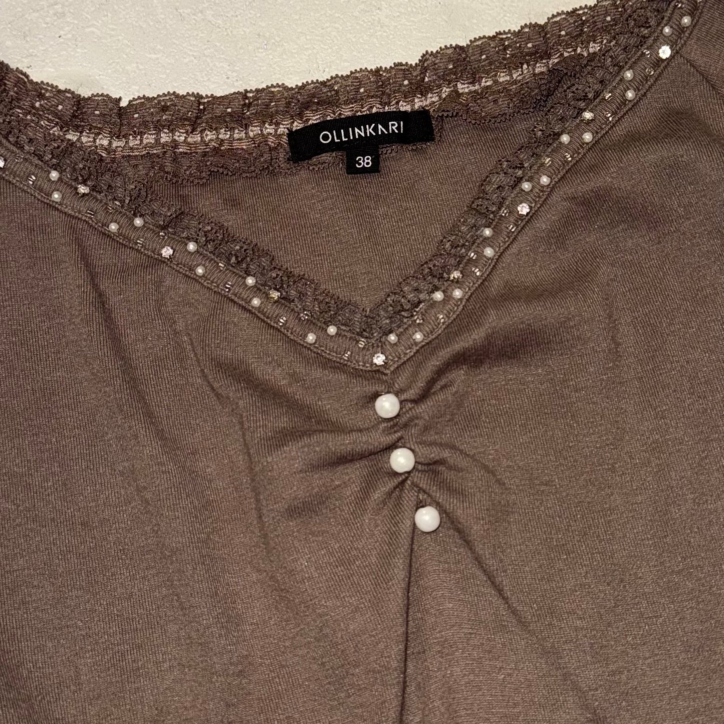 Brown v-neck lace trim embroidered top