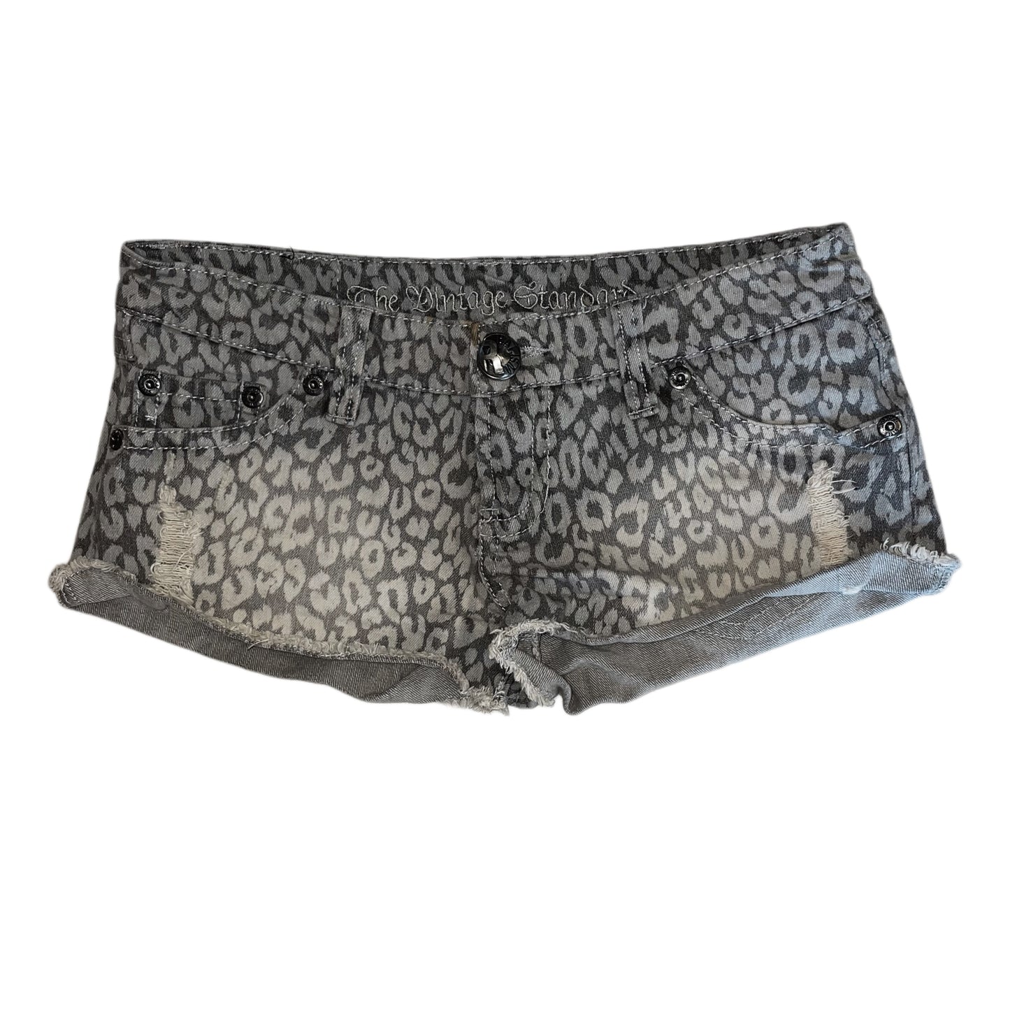 Grey cheetah print short