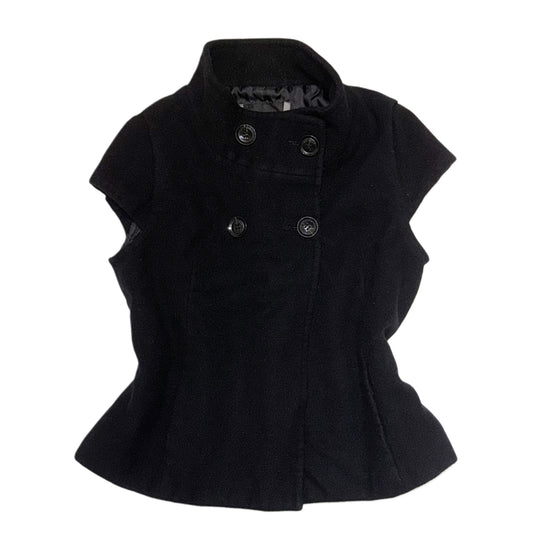 Black buttons outer