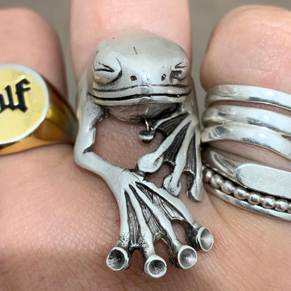 925 sliver plated Frog ring(very coollll)