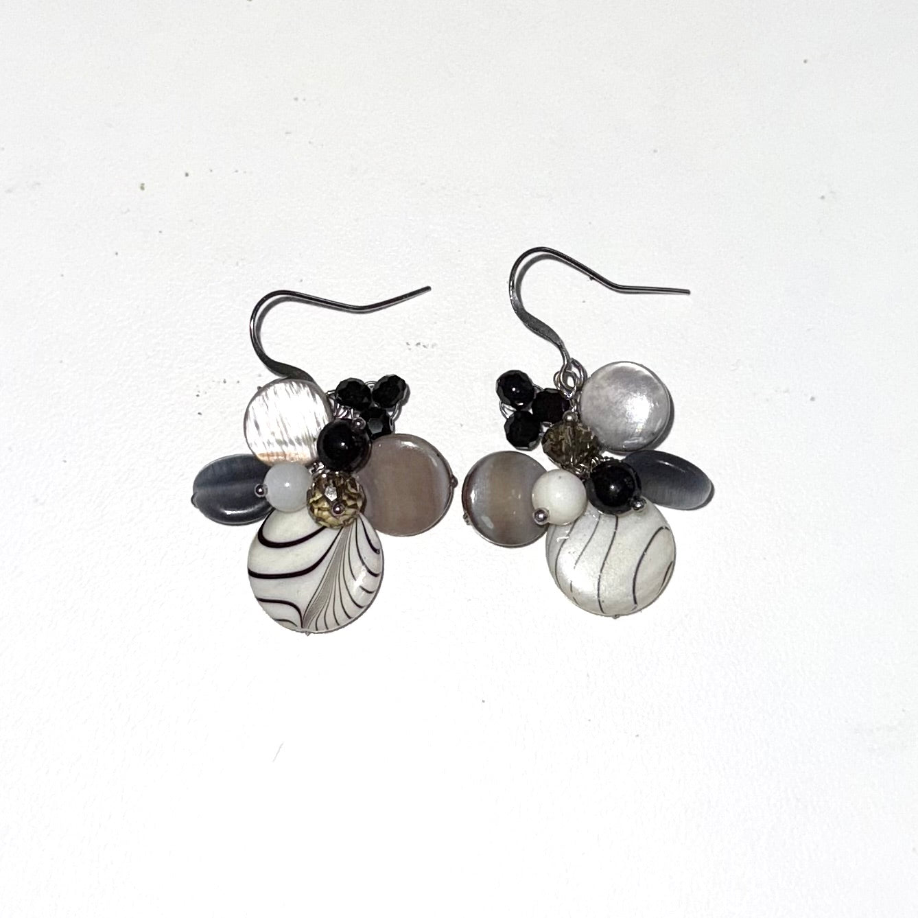 Weaved beads necklace with earrings set