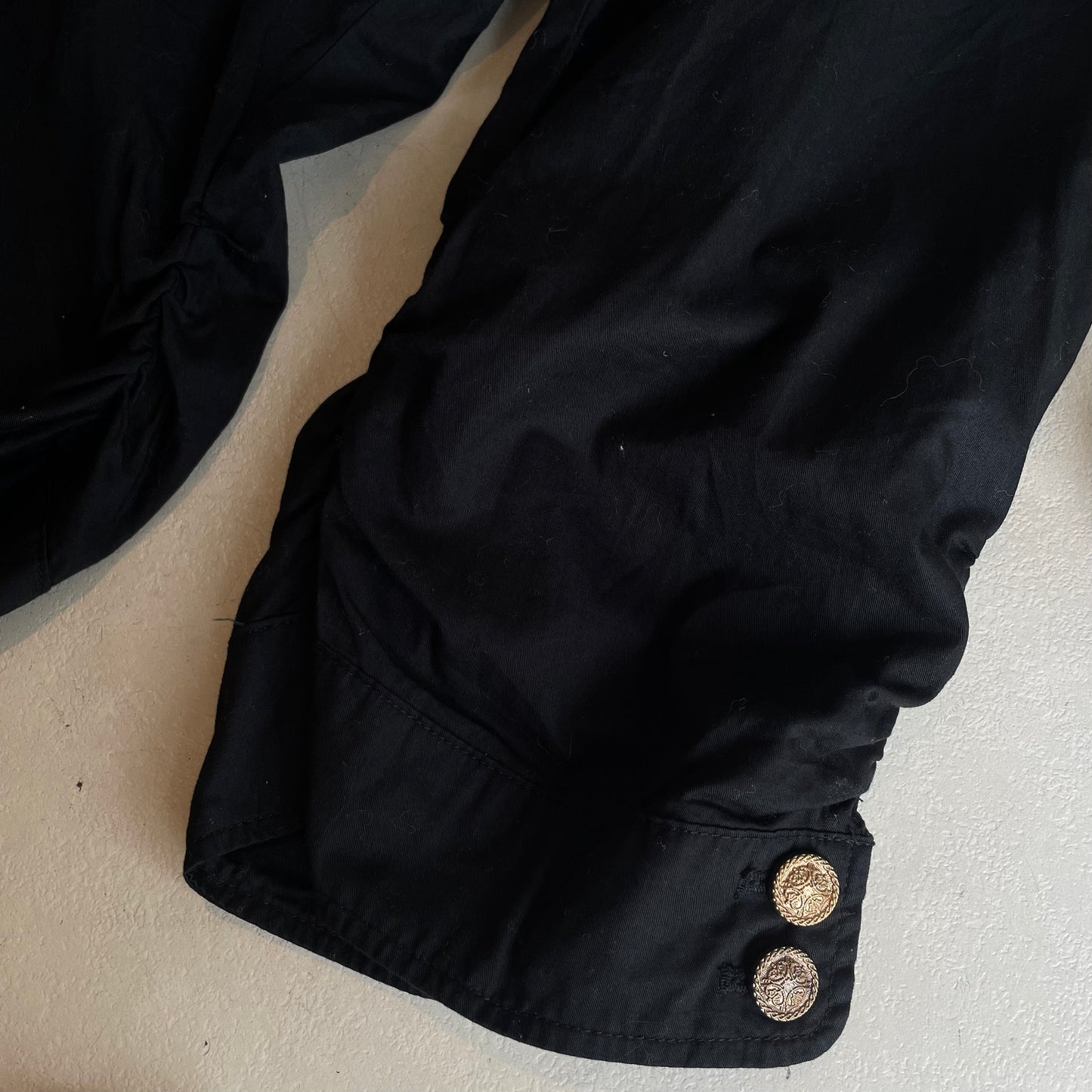 Black cotton capris