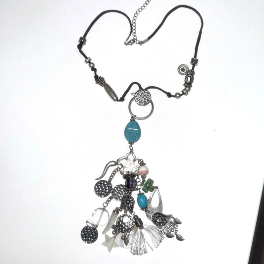 Bead suede long necklace