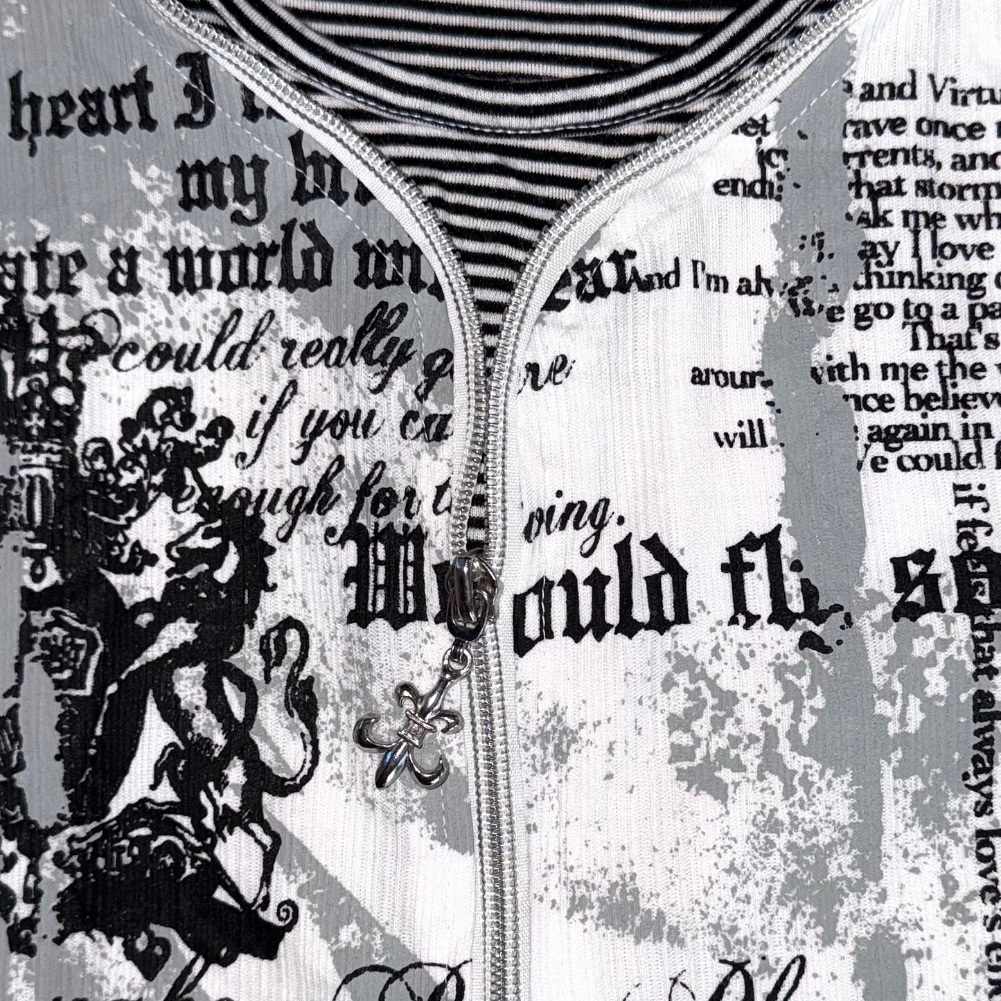 Distressed gothic graphic white top(unisex)