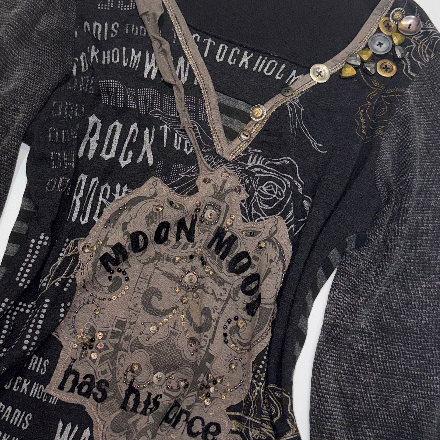 Derhy embroidered long sleeve