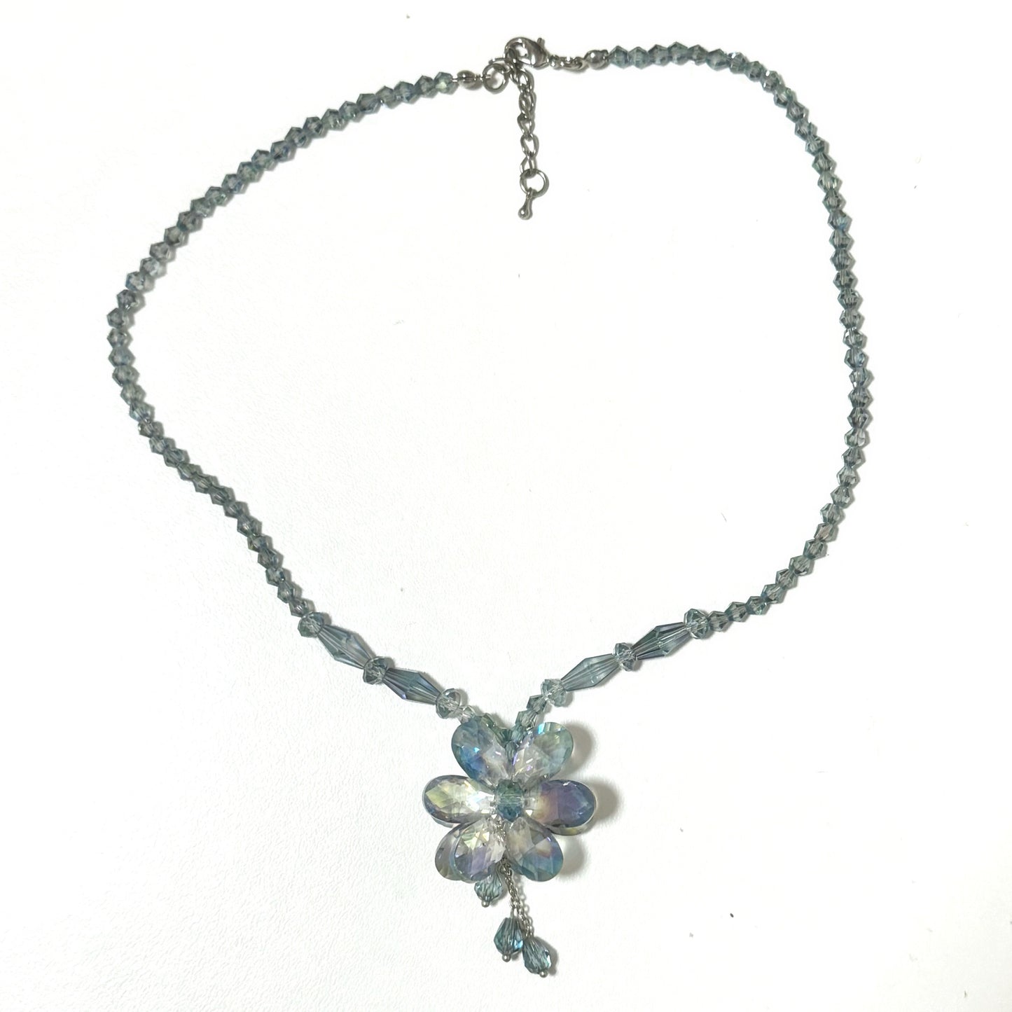 Blue flower necklace