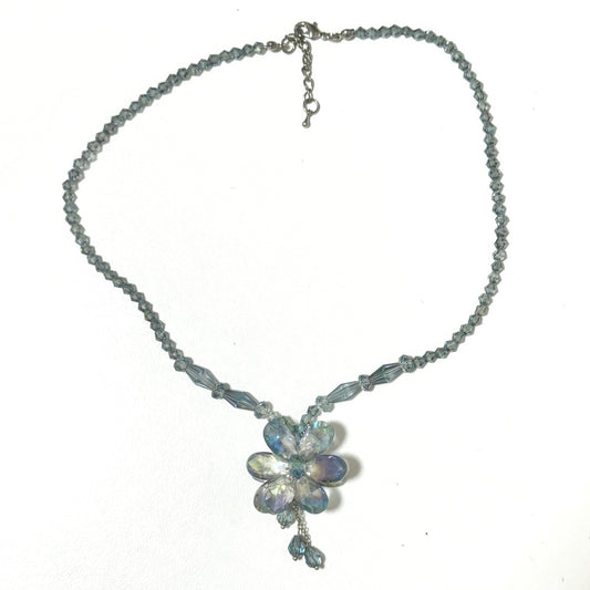 Blue flower necklace