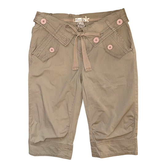 American Rag beige button capris