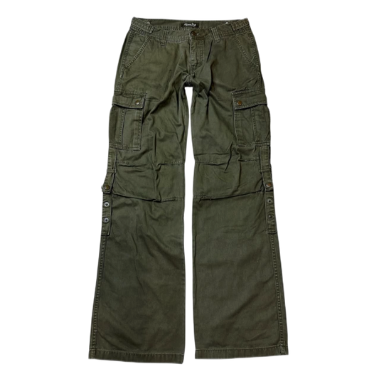 Green cargo pants