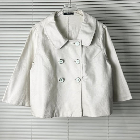 Comme ca isa beige button cropped outer