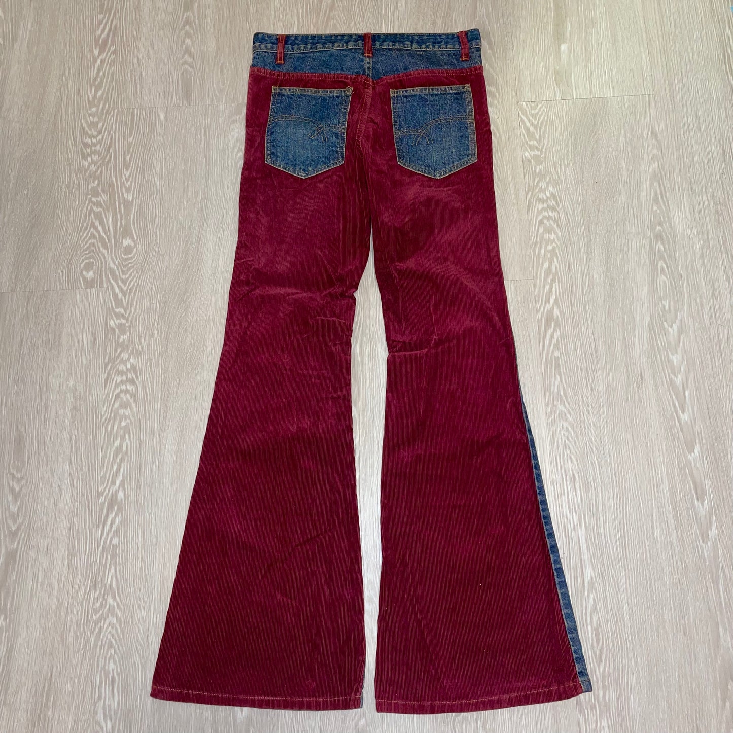 Jeans with red velvet