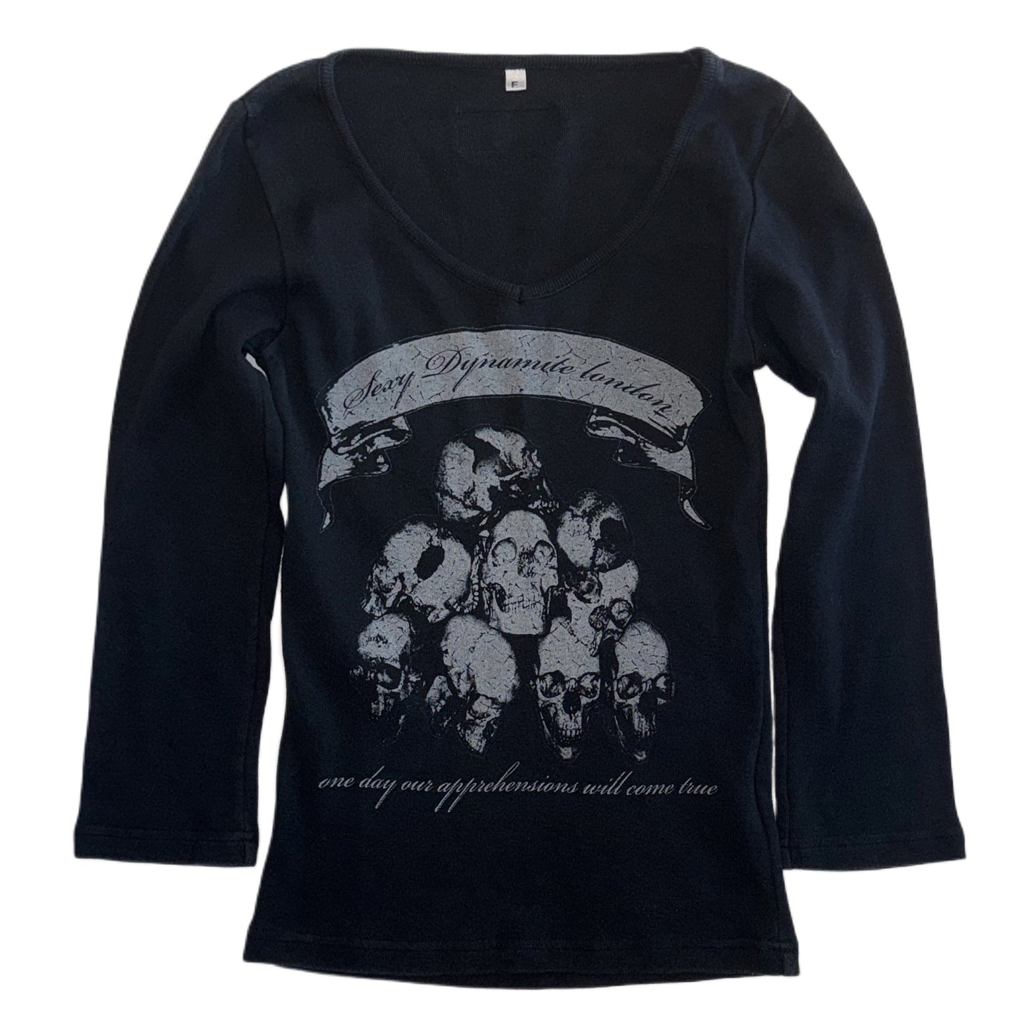 Sexy Dynamite skull three-quarter sleeve black top