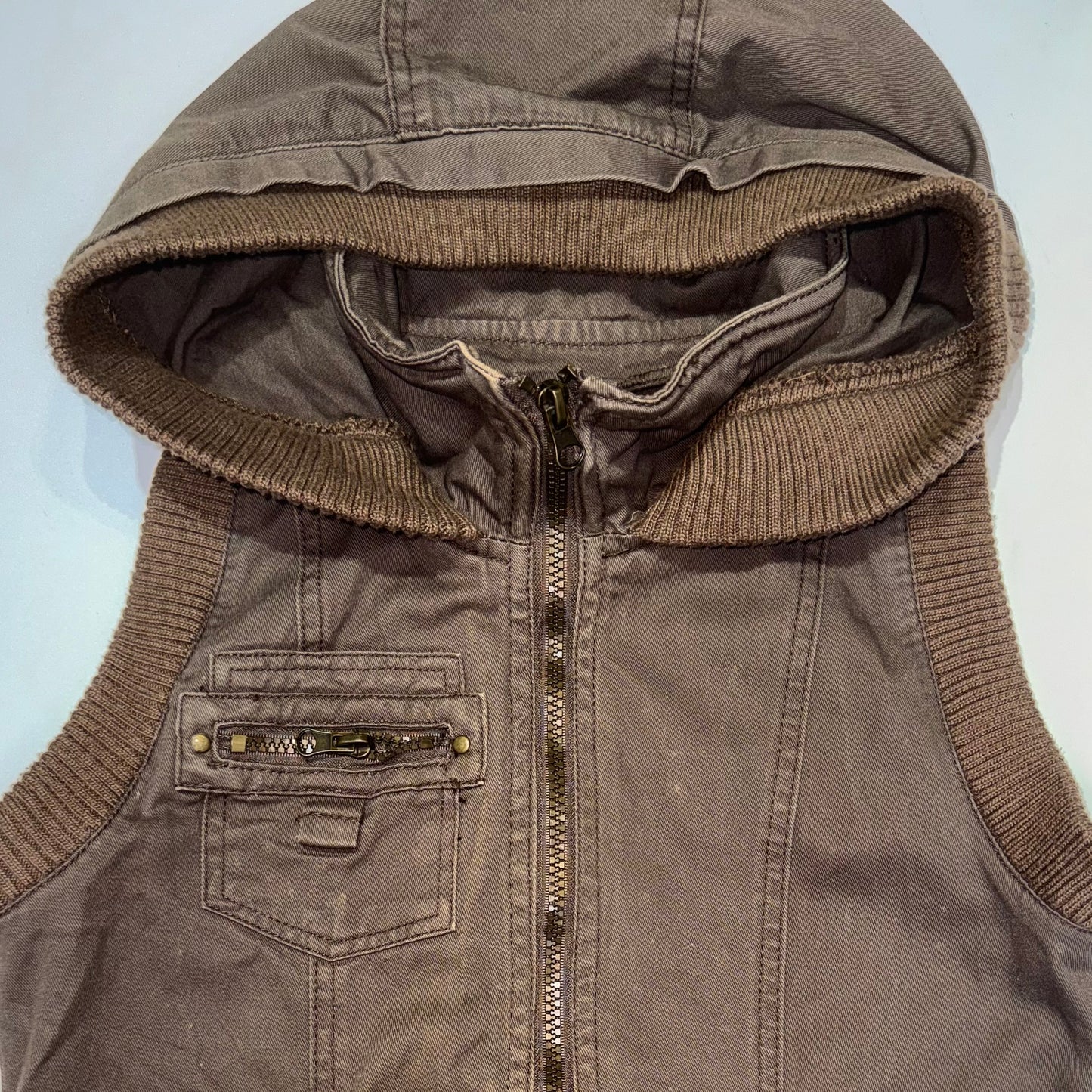 Brown cargo zipper vest
