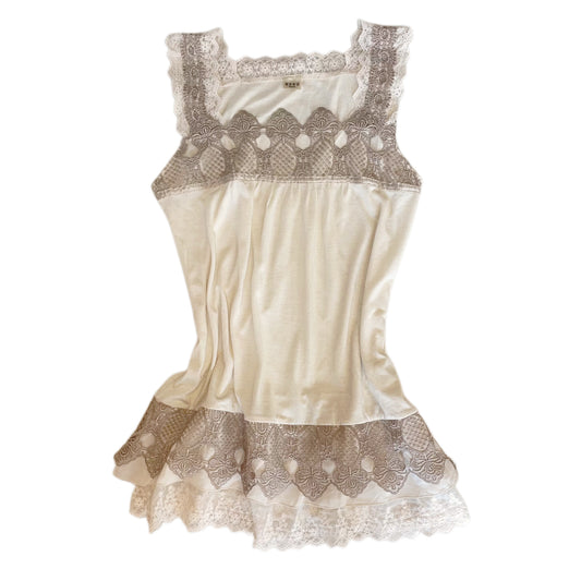 Axes ivory lace top