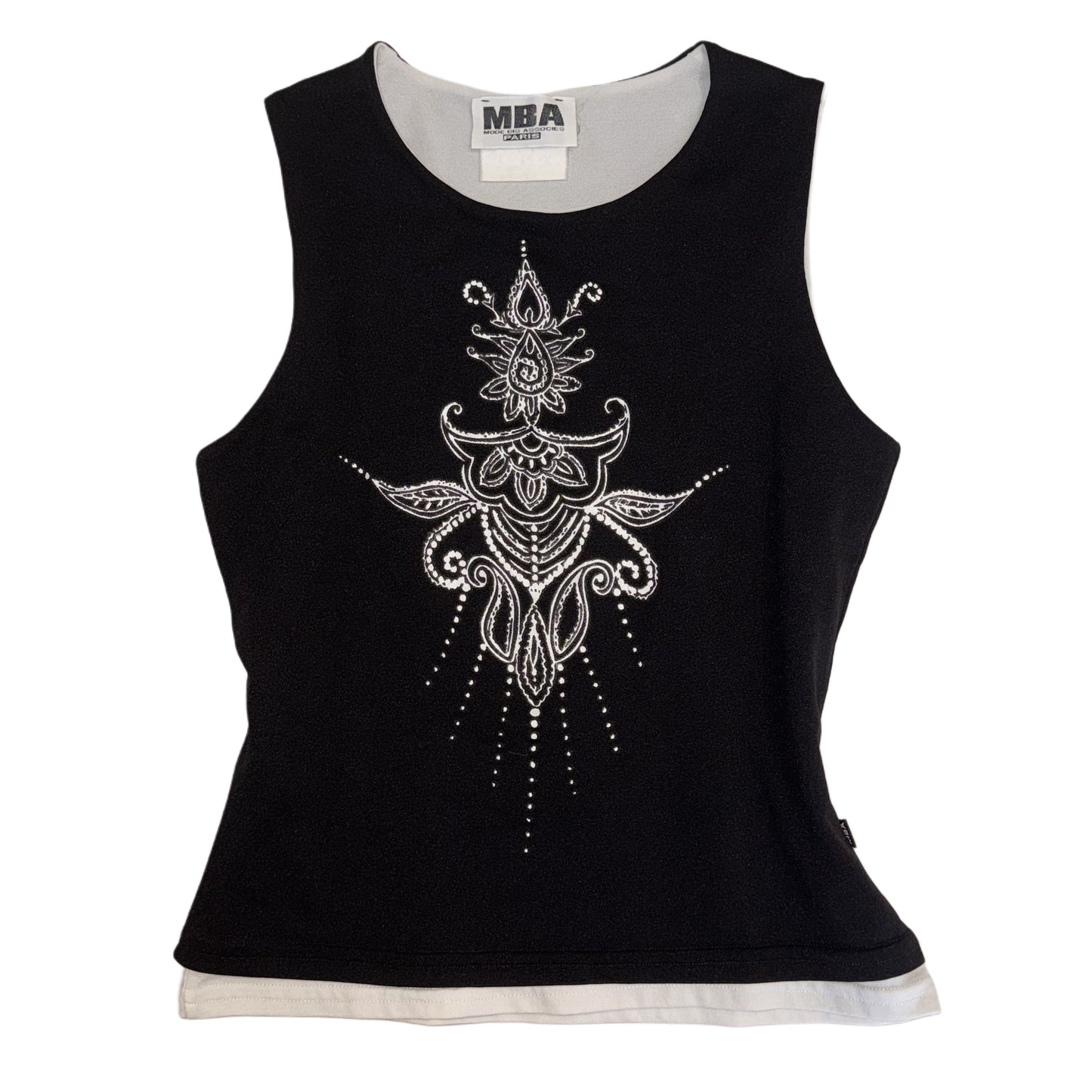 Black white layered totem tank