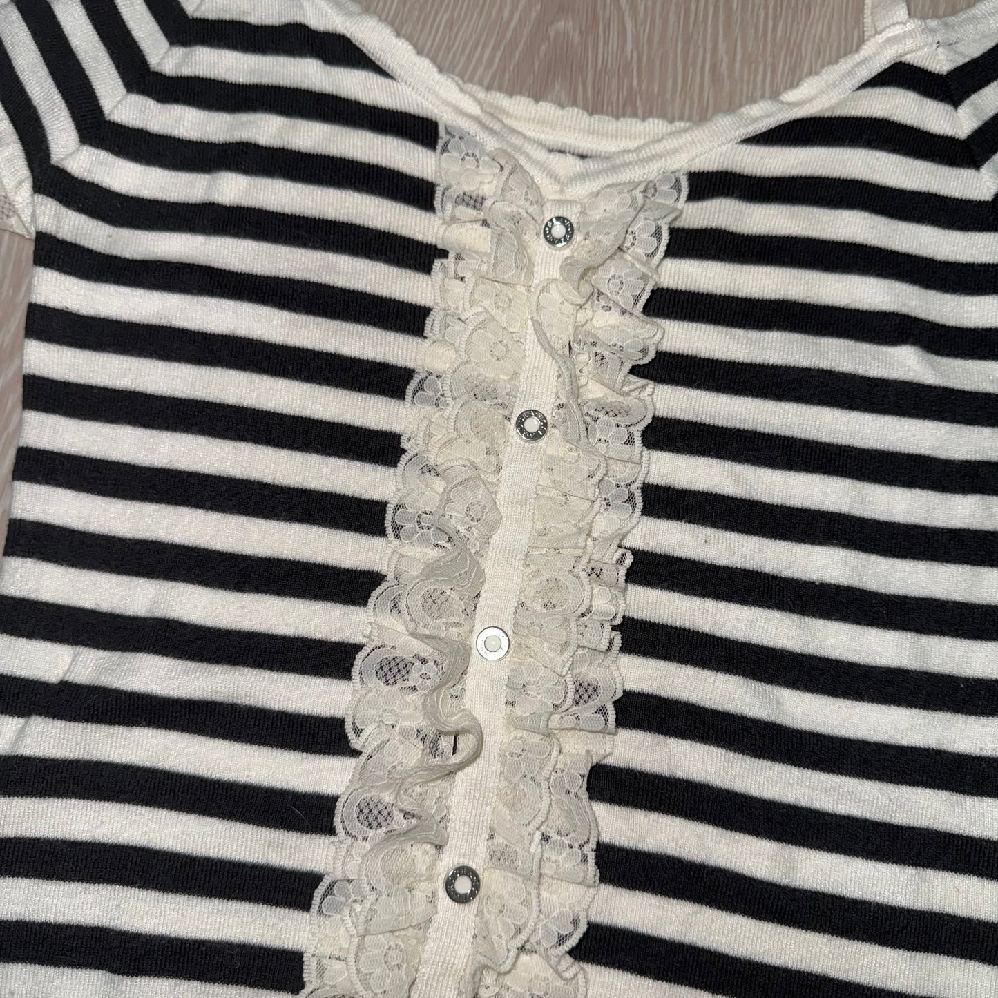 Black white buttons striped lace top
