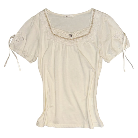 Axes Ivory lace top