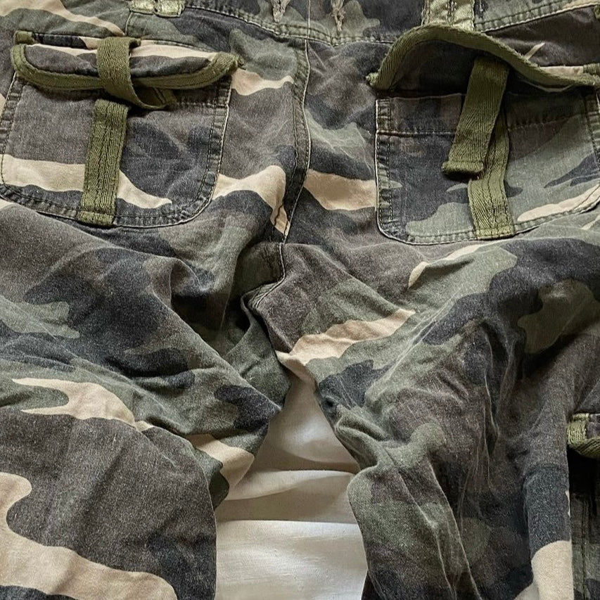 Low waist camo pants