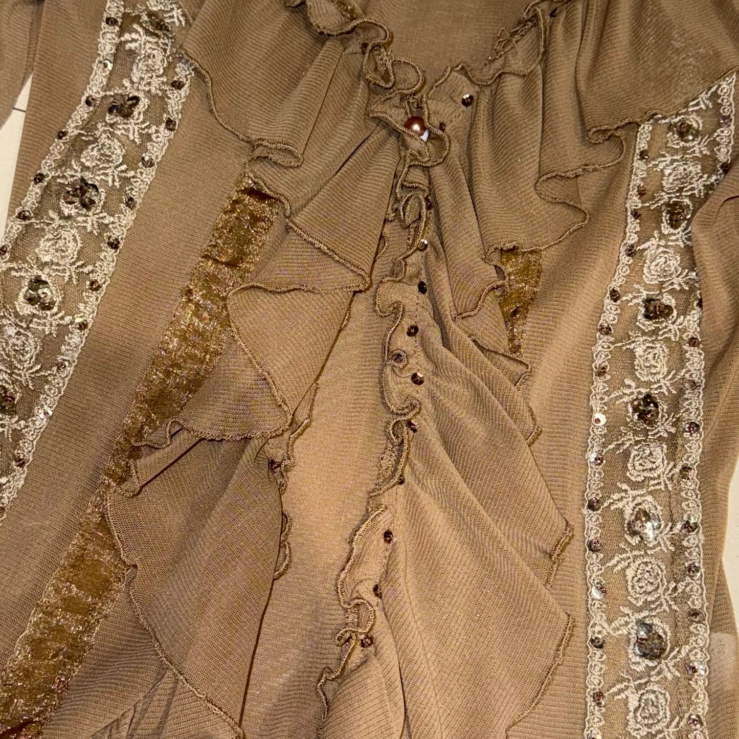 Brown lace ruffle outer