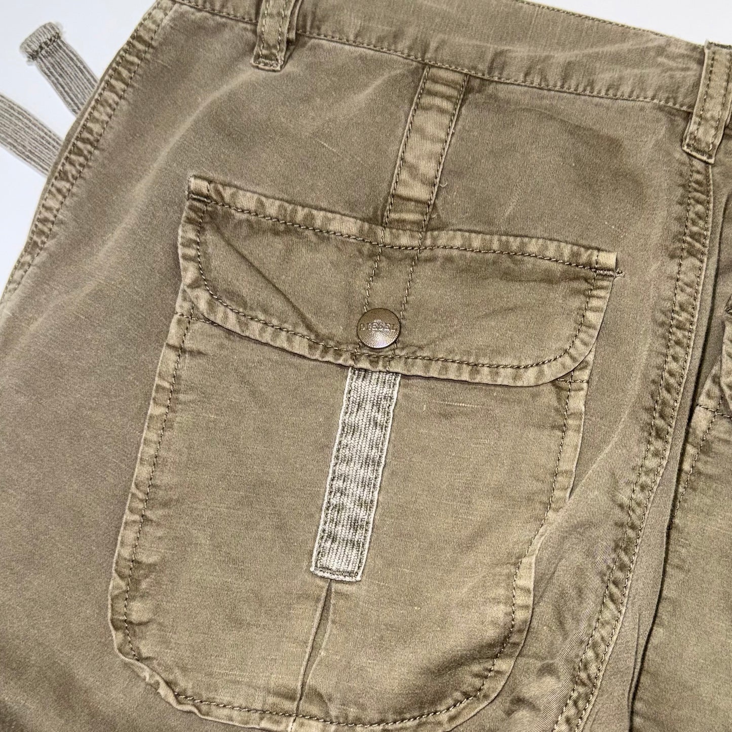 Diesel capris