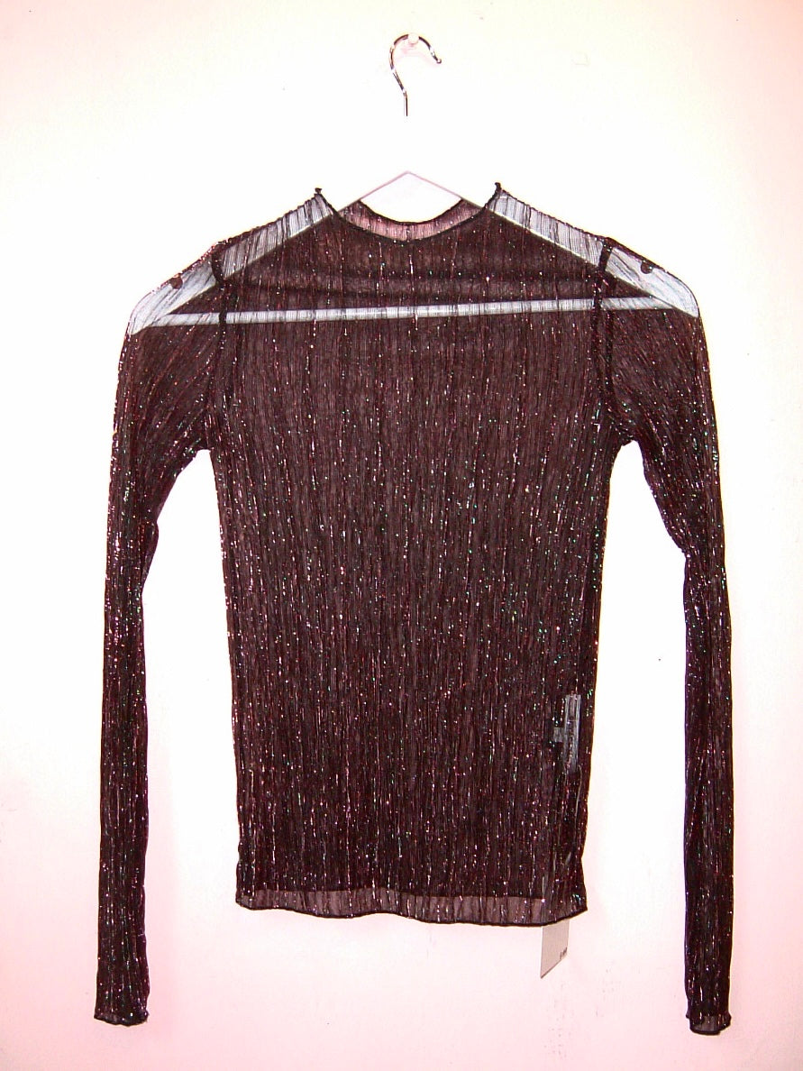 Shinny Long Sleeve ￼