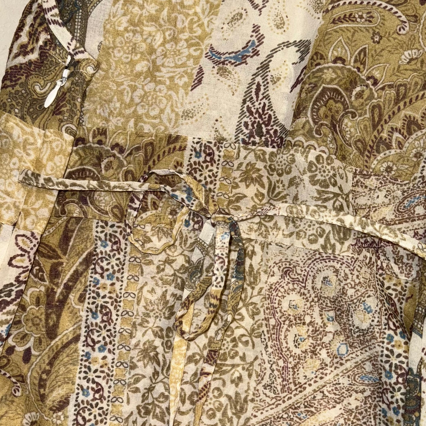 Paisley v-neck lace top