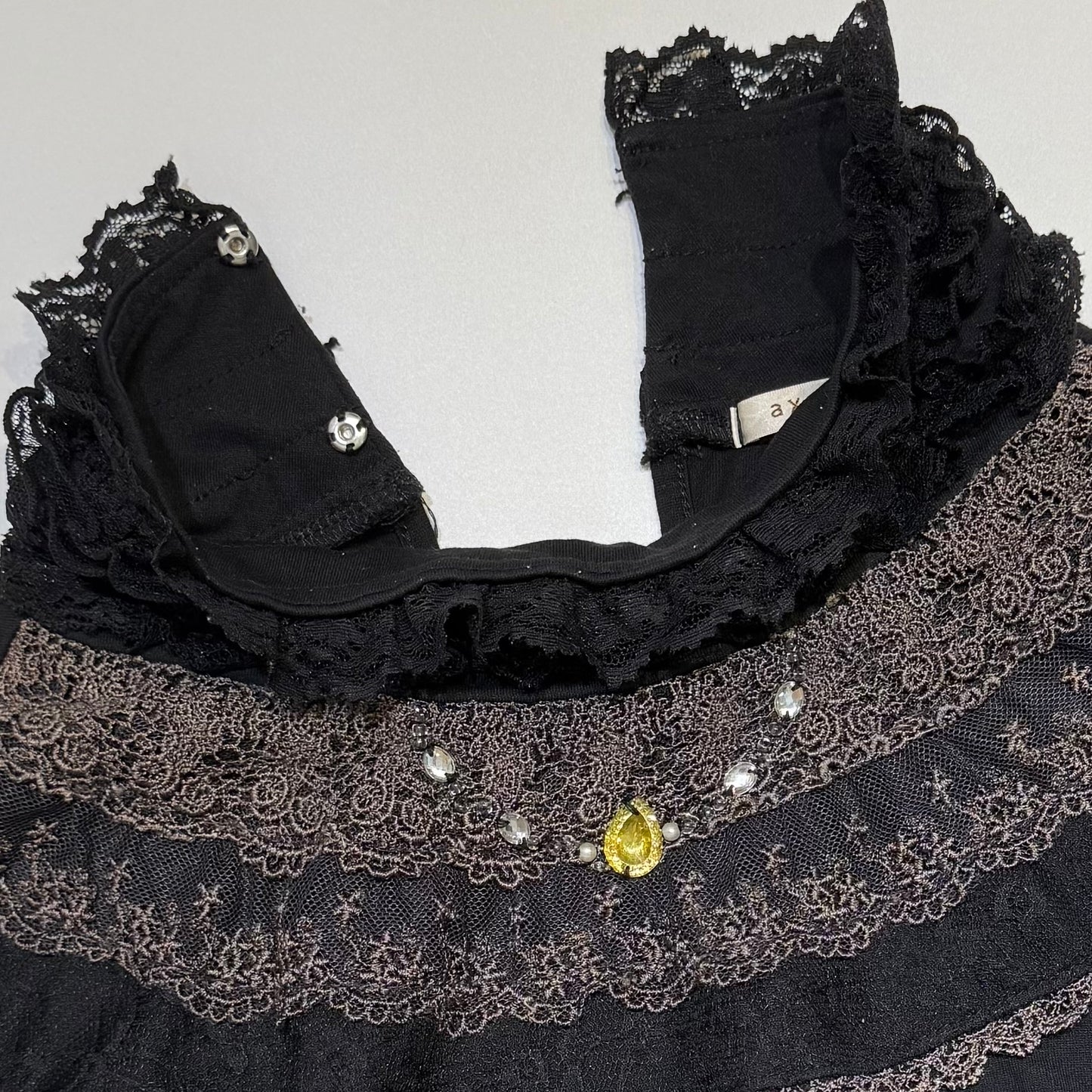 Axes black lace collar long sleeve