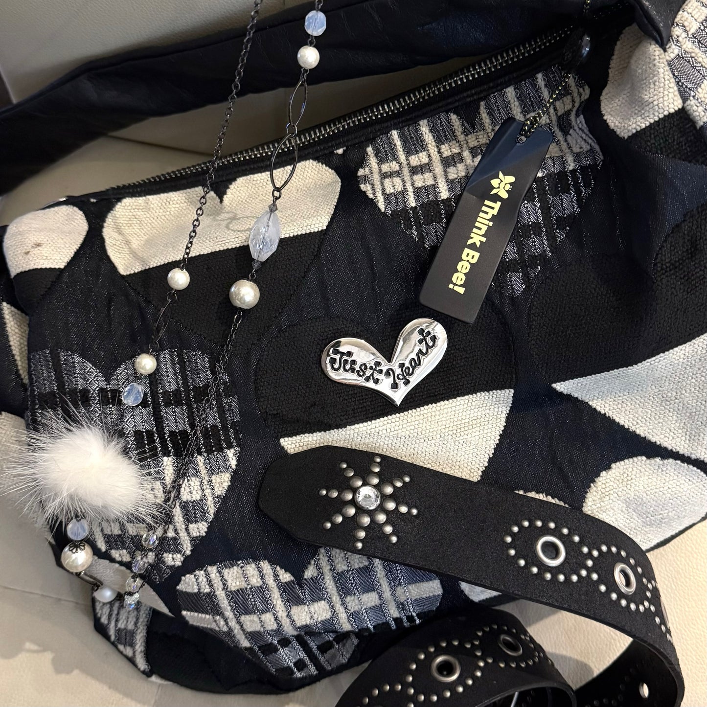 Thinkbee heart shoulder bag