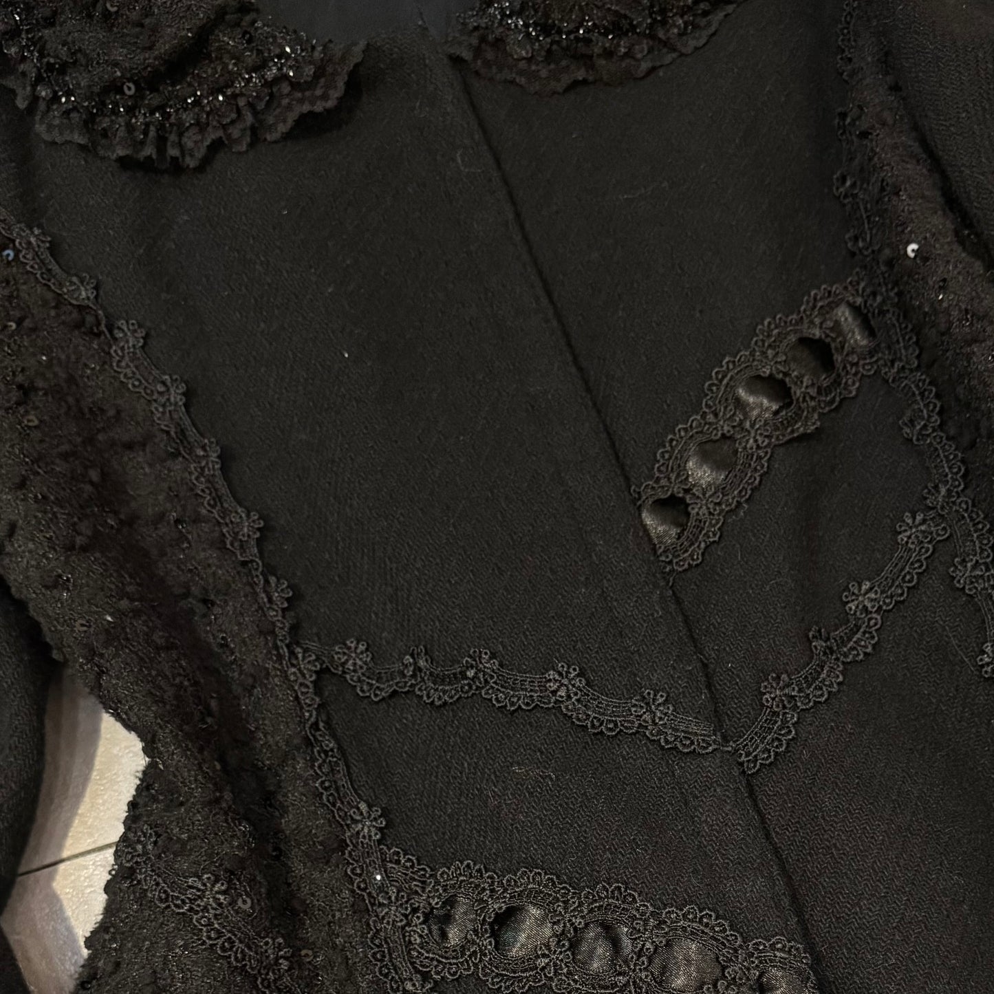 Black lace embroidered long coat