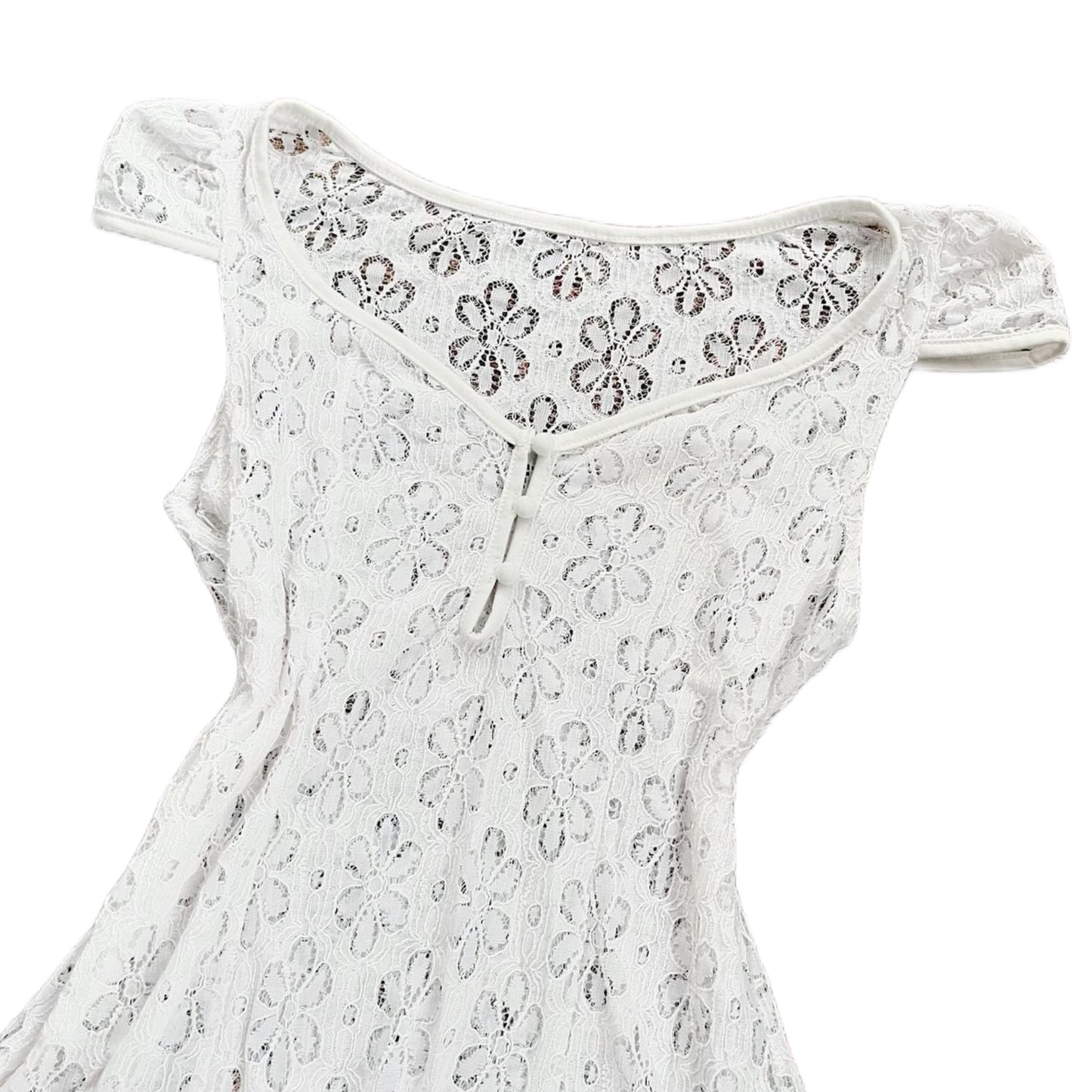 White flowers lace dress