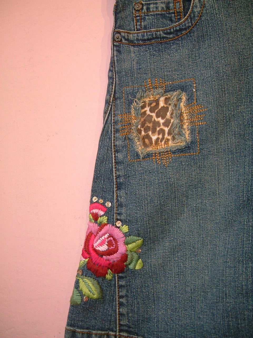 Denim skirt With Leopard and Flower embroidery