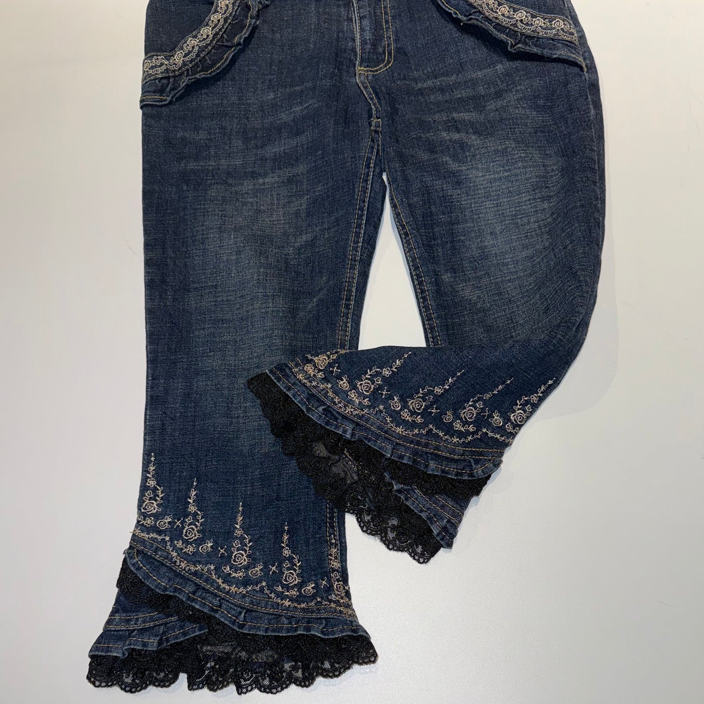 Axes denim lace capris