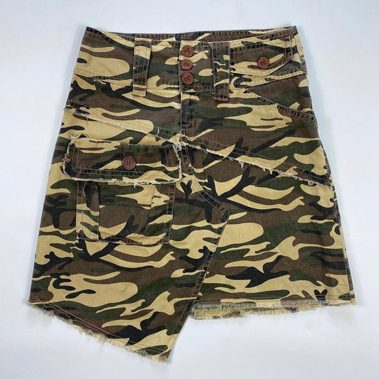 Irregular camo skirt